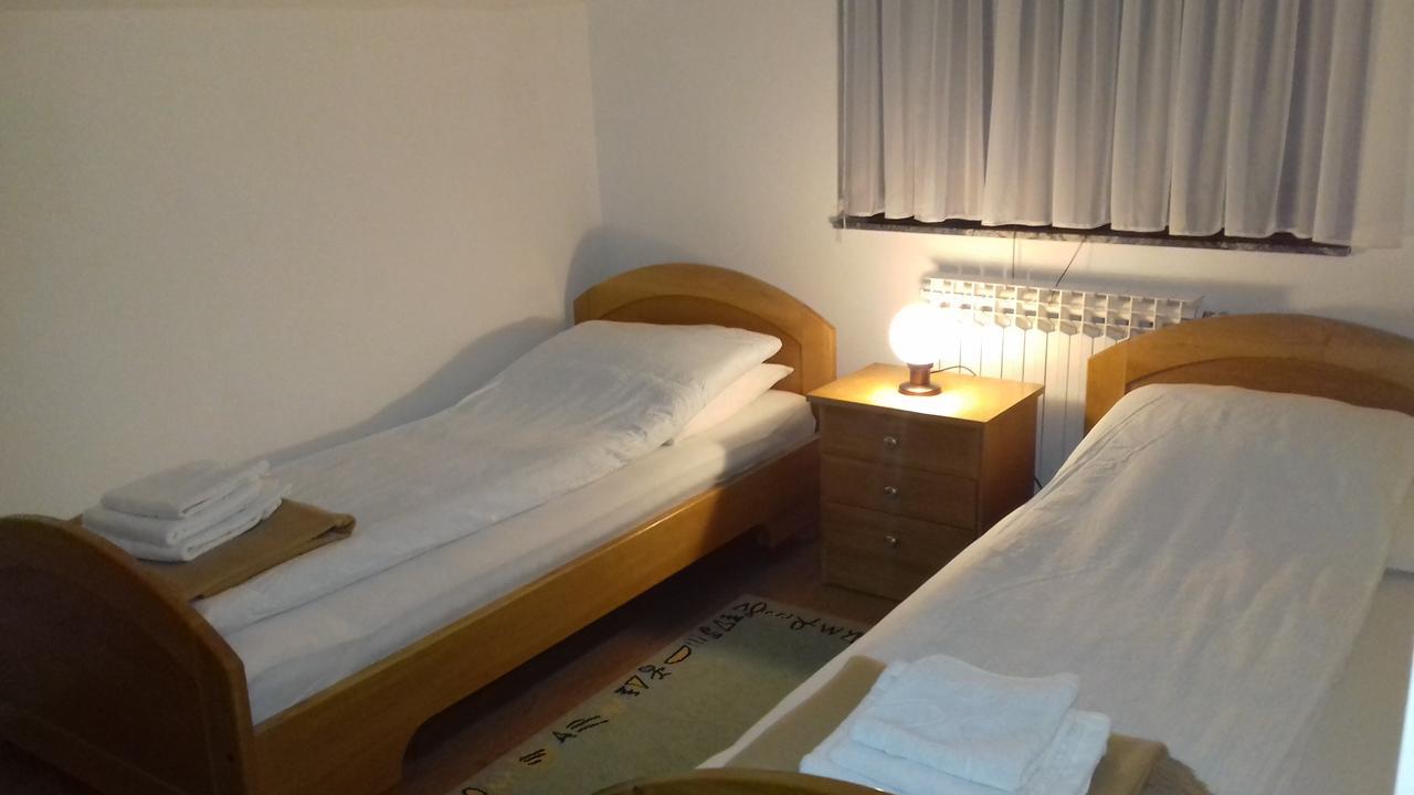 Gradska Kavana Guest House Kupres  Extérieur photo
