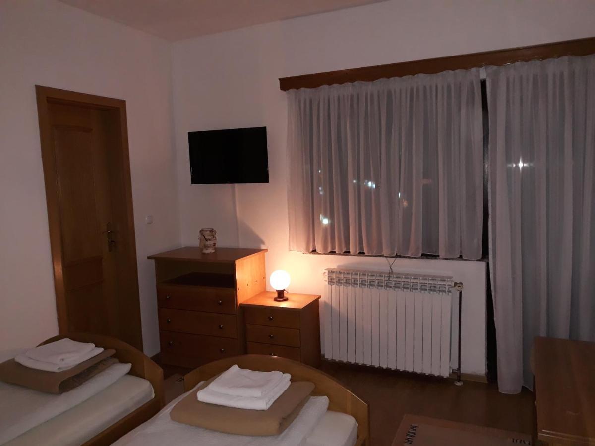 Gradska Kavana Guest House Kupres  Extérieur photo